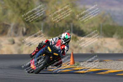 media/Nov-06-2022-SoCal Trackdays (Sun) [[208d2ccc26]]/Turn 6 (145pm)/